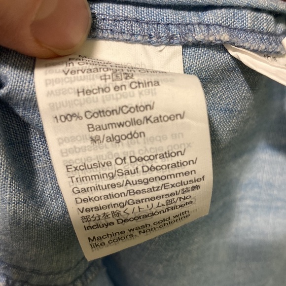 Madewell Chambray Embroidered Ruffle Button Down EUC - Picture 9 of 9